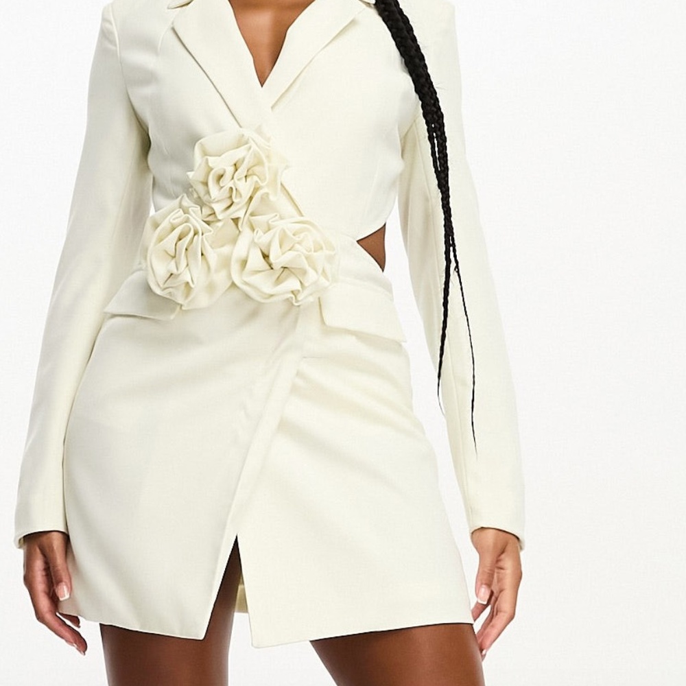 Kaiia open back corsage detail mini blazer dress in ivory